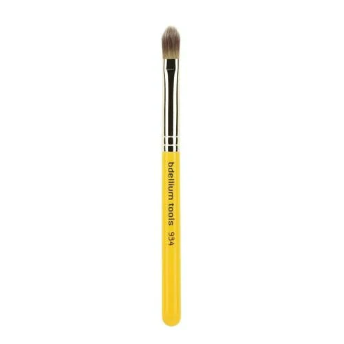 Bdellium Studio Face 934: Precision Concealer Brush - Image 2