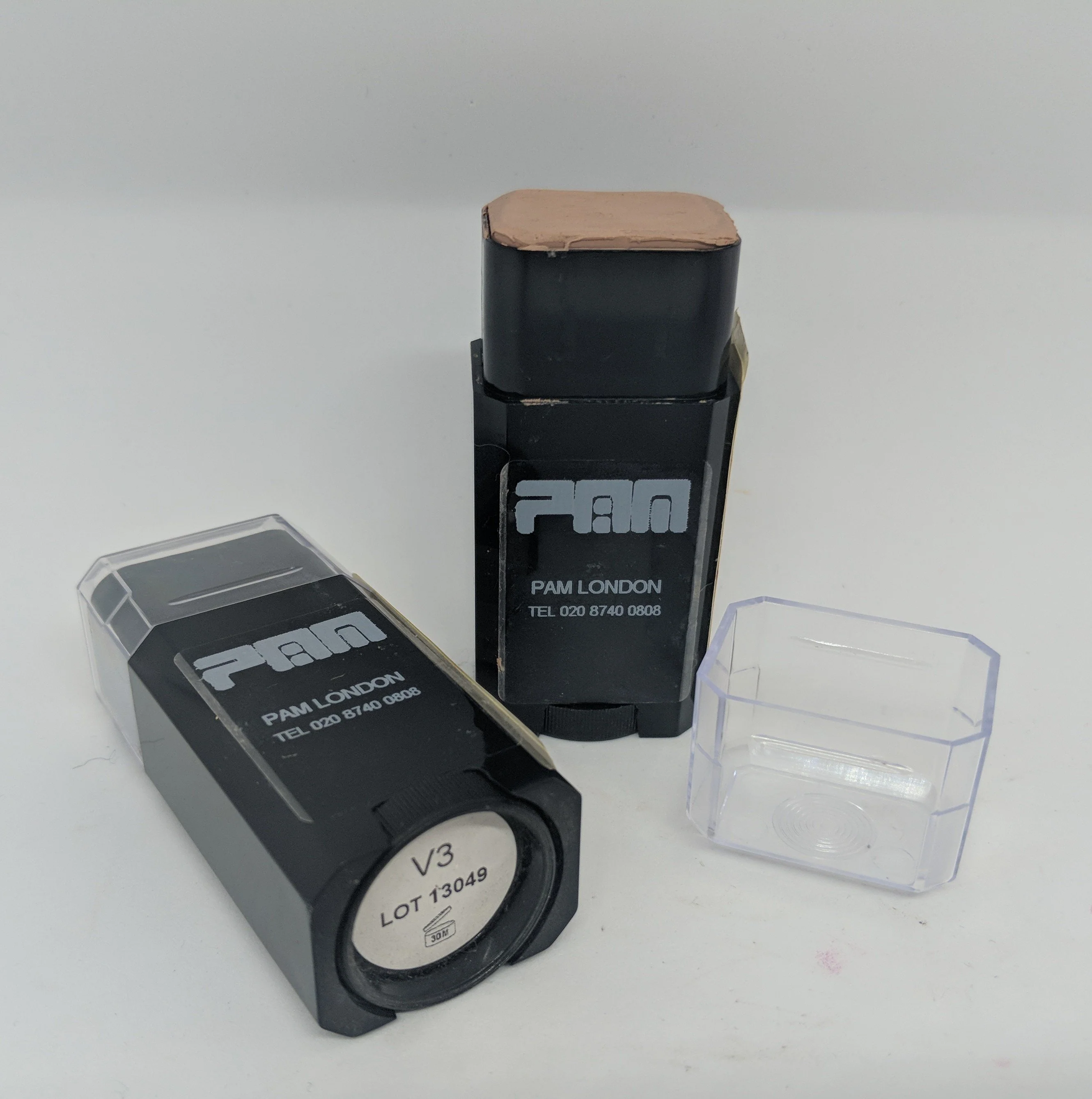 MAQPRO Fard Creme Sticks - Image 15