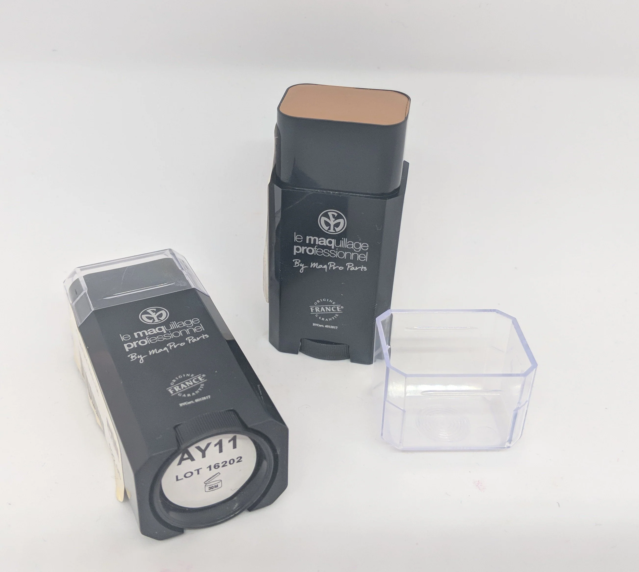 MAQPRO Fard Creme Sticks - Image 4