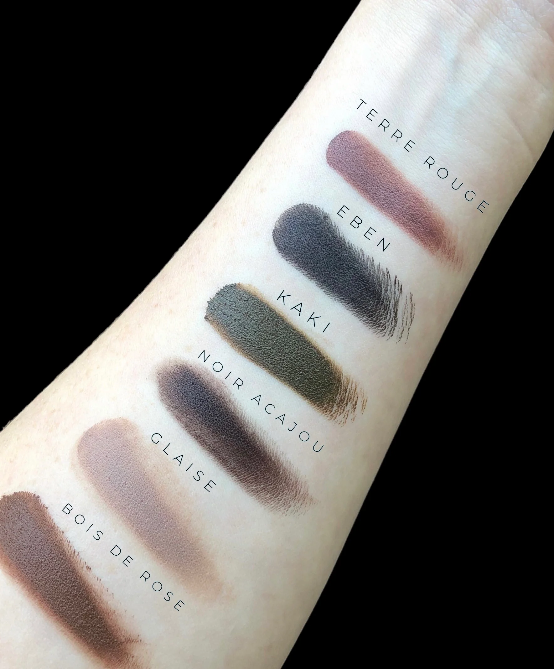 MAQPRO Terres De Sang Palette - By Stephanie Orilland - Image 2