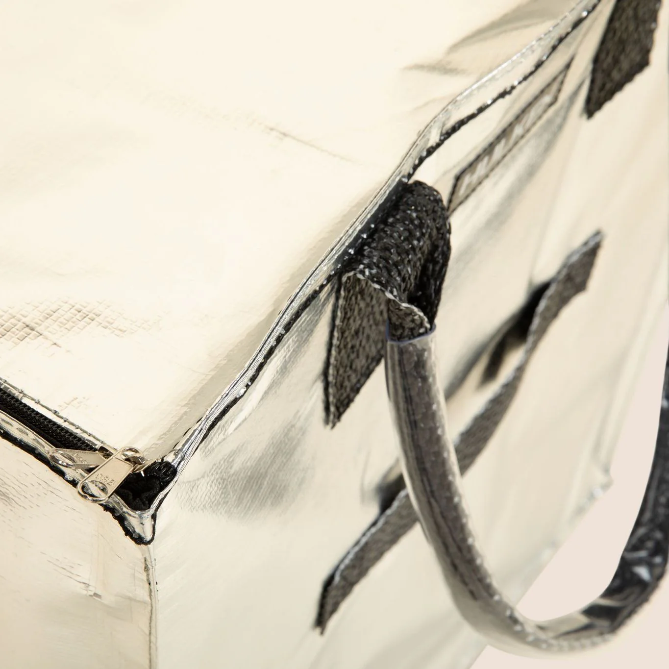 HULKEN Bag - Silver - Image 4
