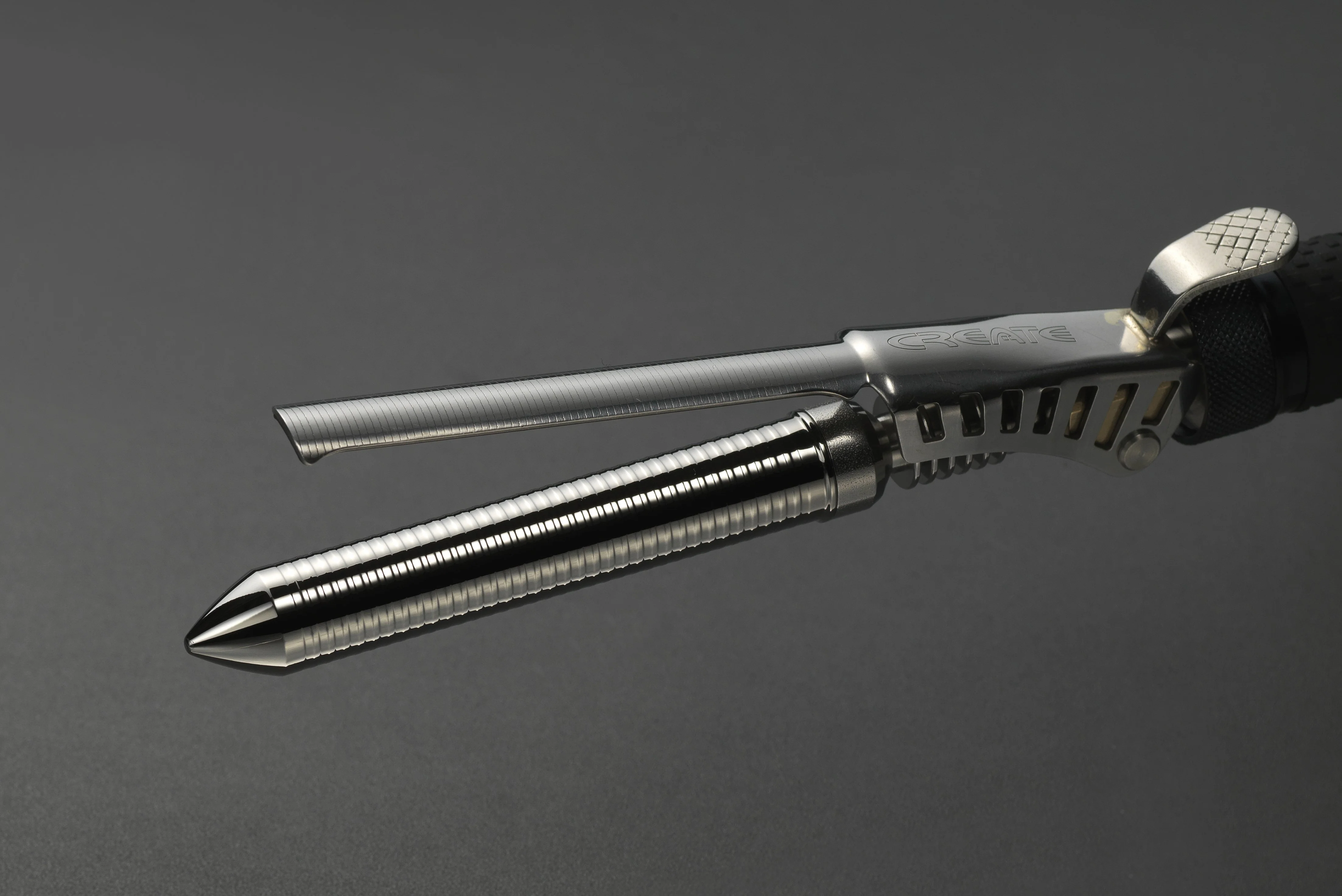 WIVV Titanium Electric Tongs - Image 5